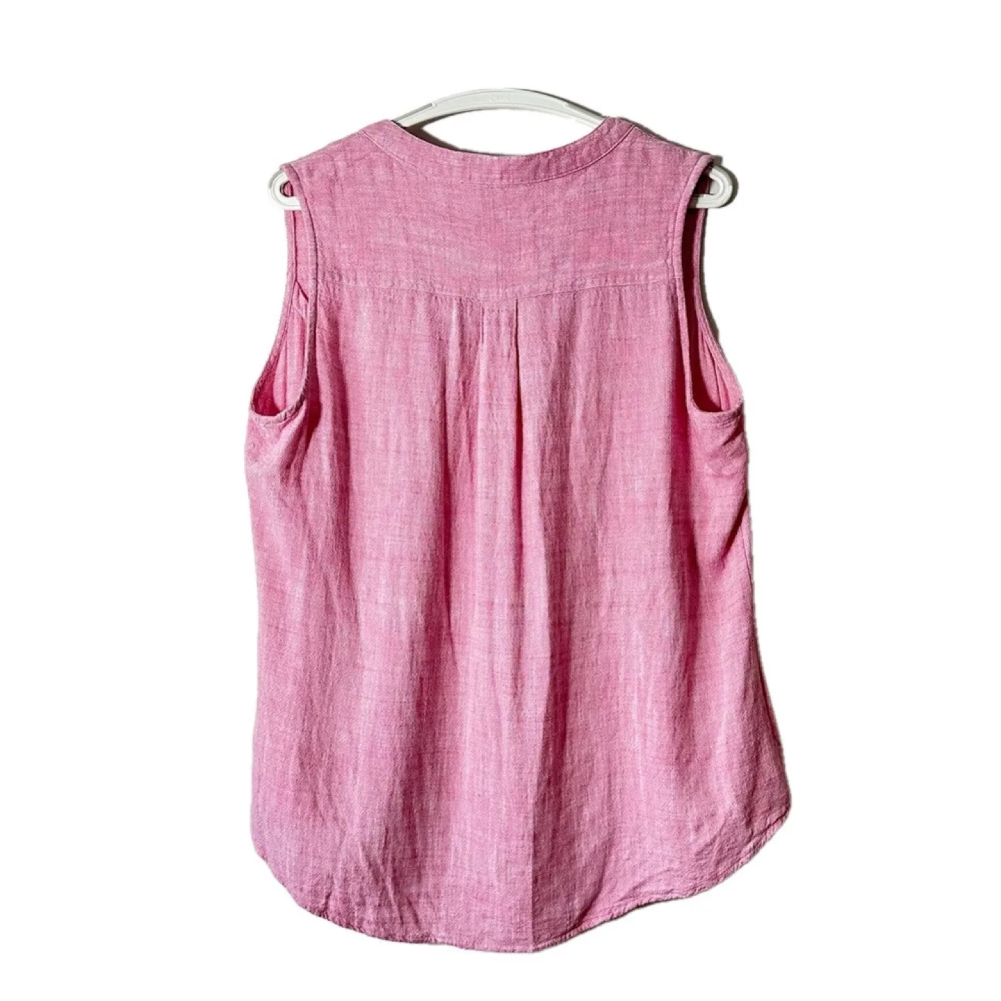 Weatherproof Pink Linen Sleeveless Button-Down Top - Size L image indicator(2)