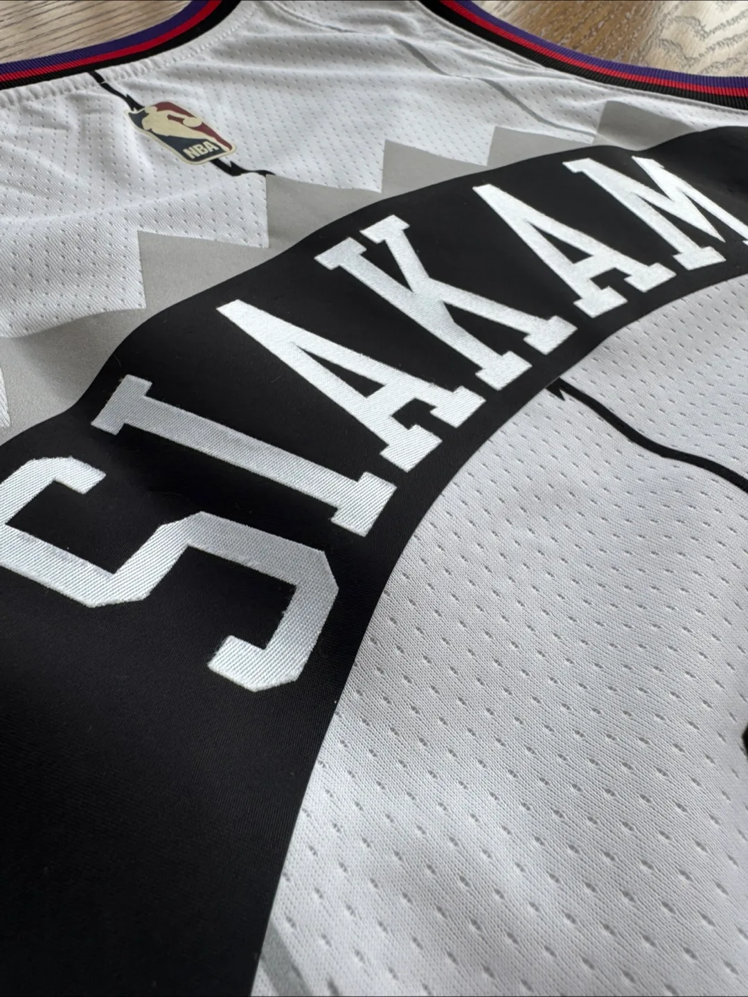 NEW WITH TAGS! Raptors Siakam HWC Swingman Jersey Men's L image indicator(7)