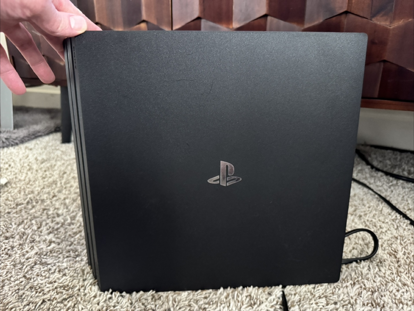 PS4 Pro 1TB + The Witcher 3 Complete Edition - photo 2