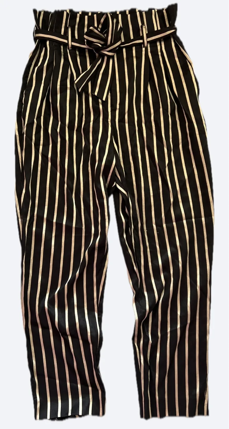 🍒H&M Gold & Black Stripe Paperbag Pants thumbnail