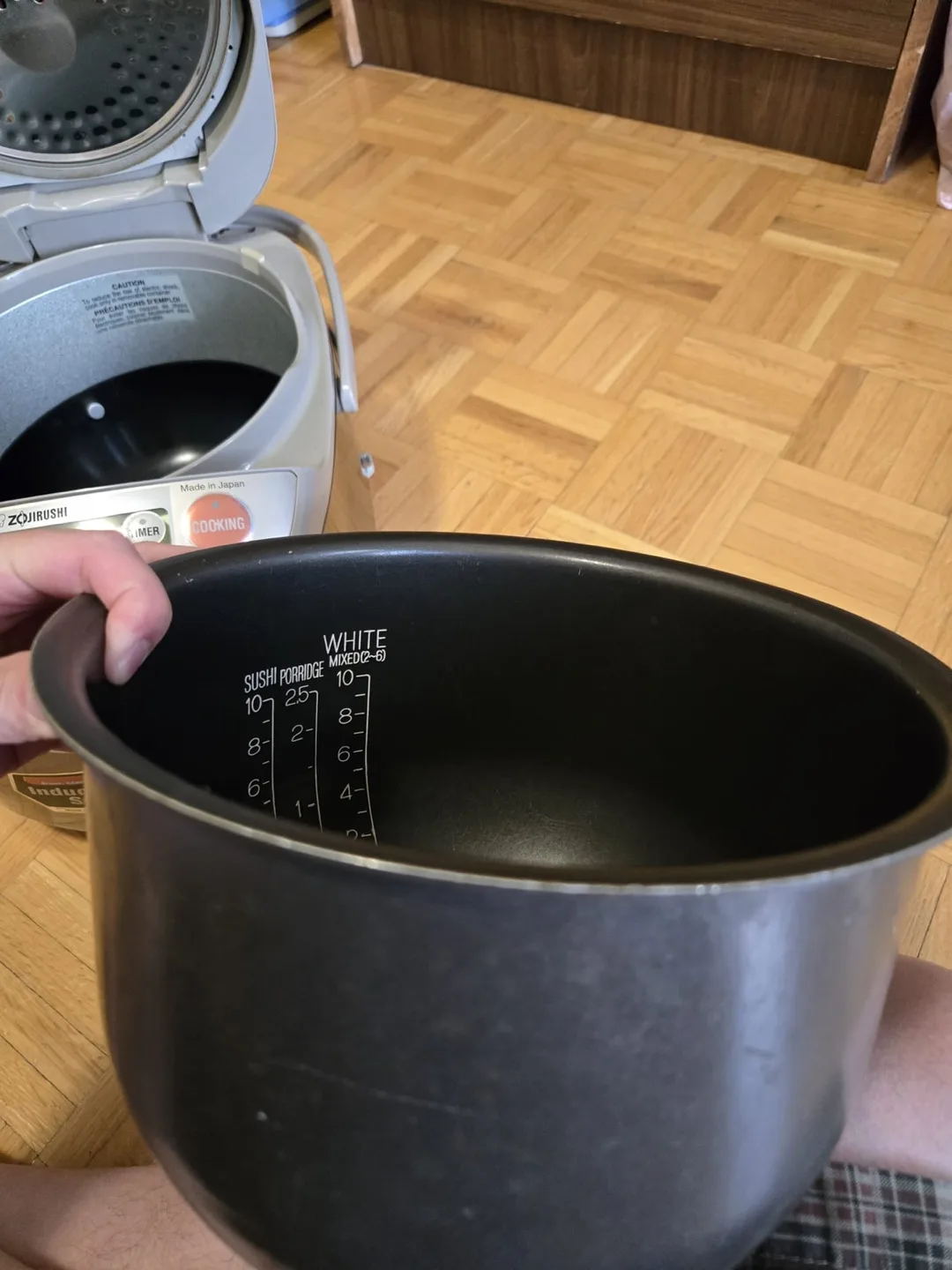 Used Zojirushi Rice Cooker NP-HBC18 image indicator(6)