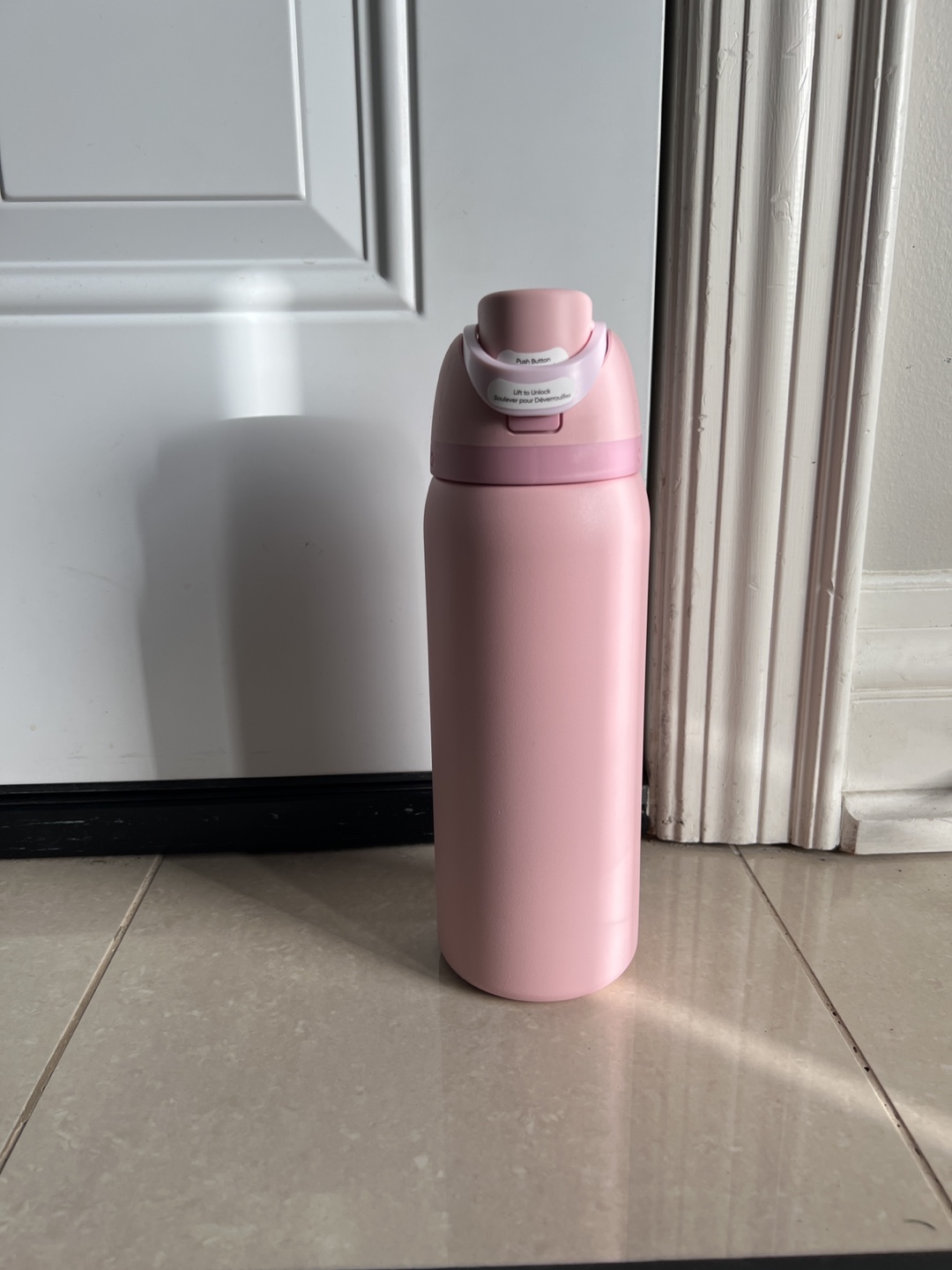 Owala 32 oz leak proof water bottle
