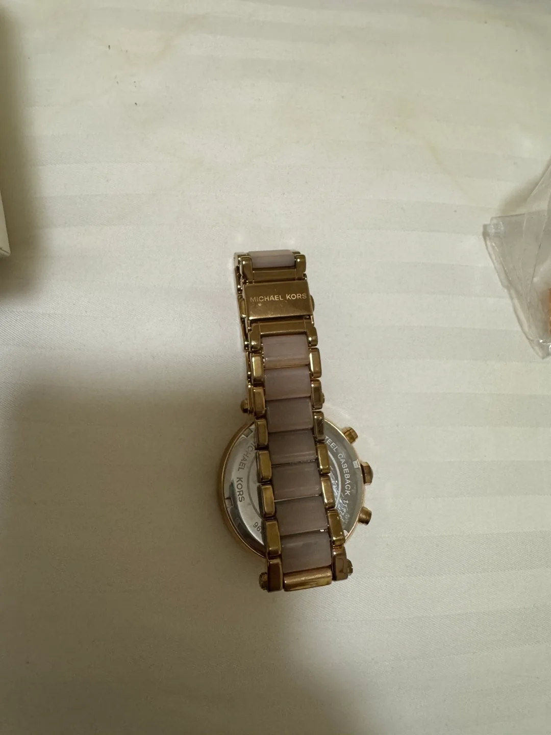 Michael Kors Women's Rose Gold Watch image indicator(5)