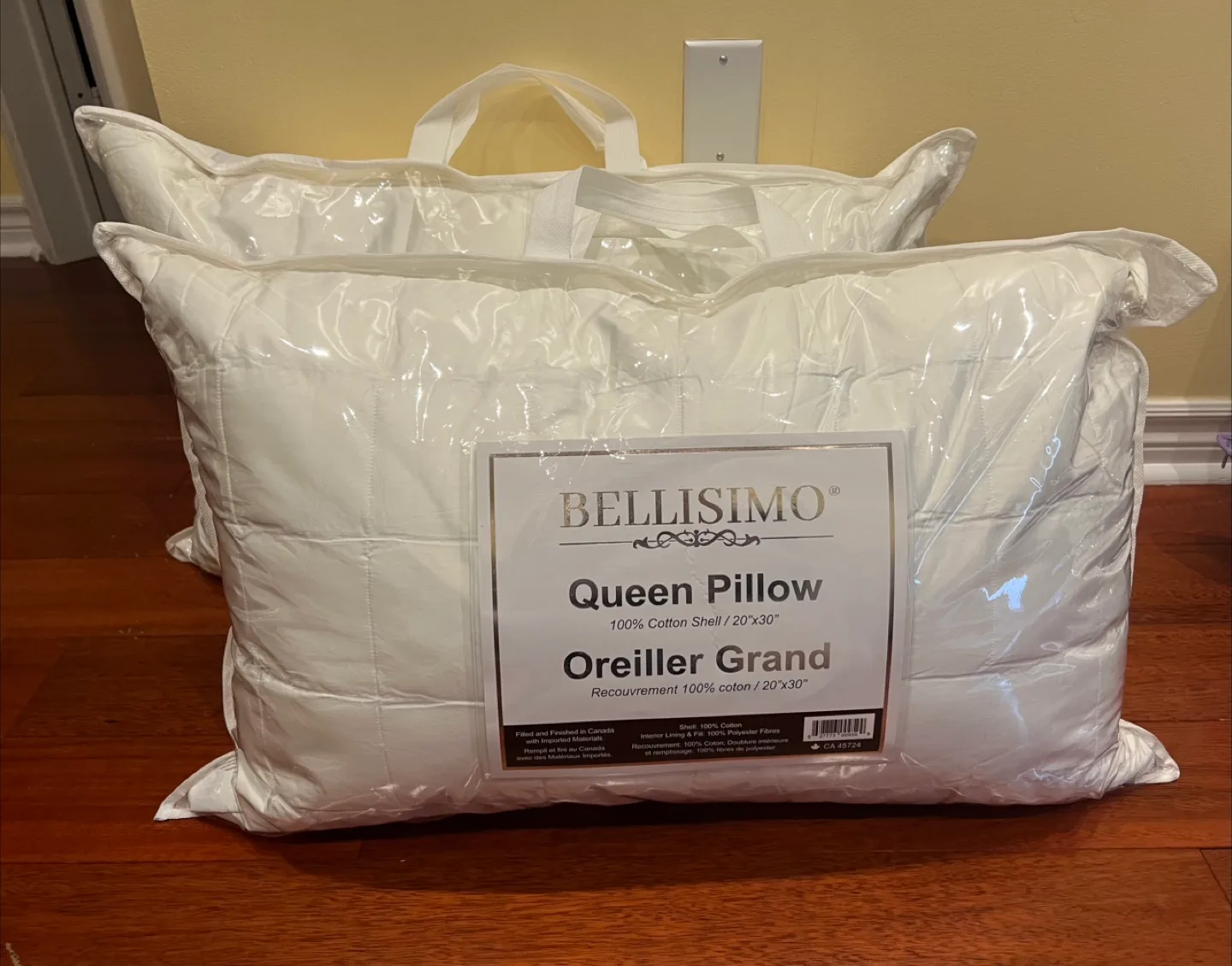 Two Bellissimo Queen Pillows thumbnail