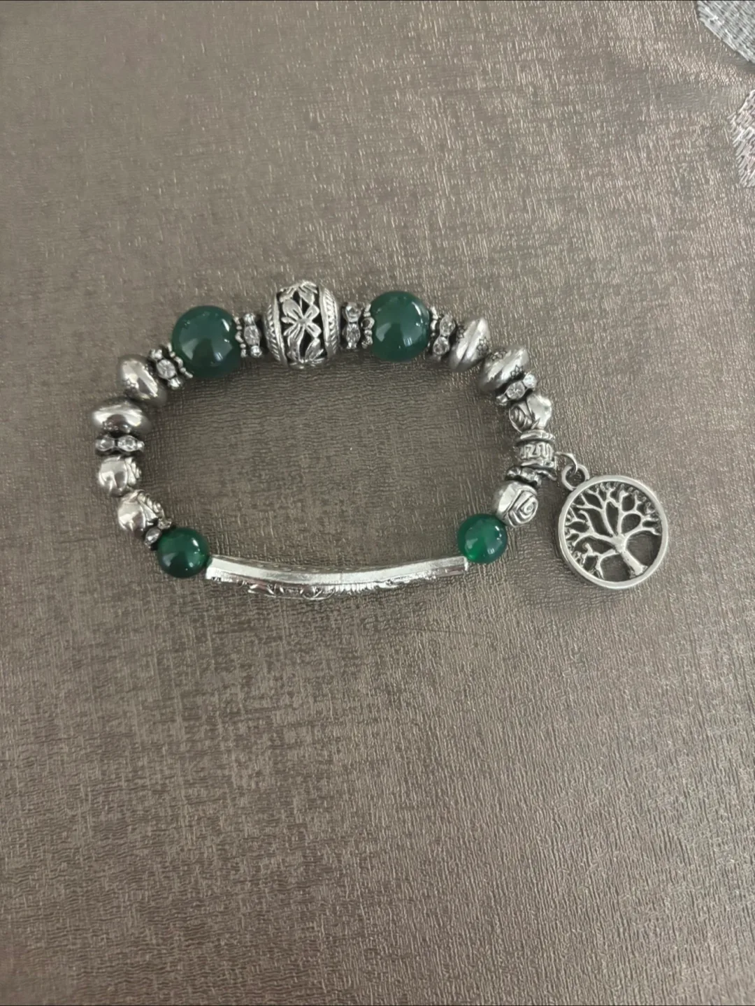 Green Stone Beaded Bracelet with Tree of Life Charm thumbnail
