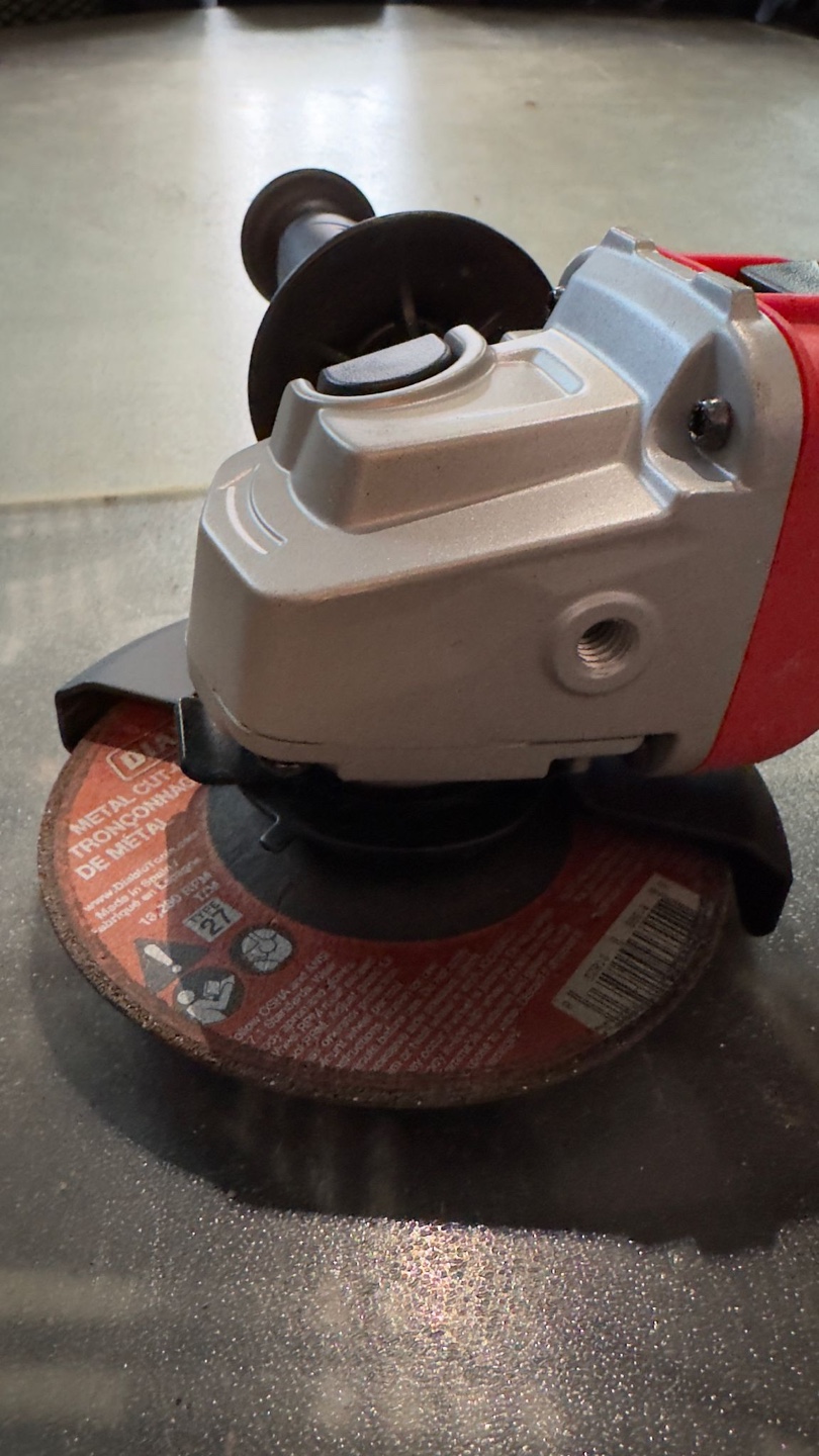 Milwaukee 4-1/2" Grinder - photo 2