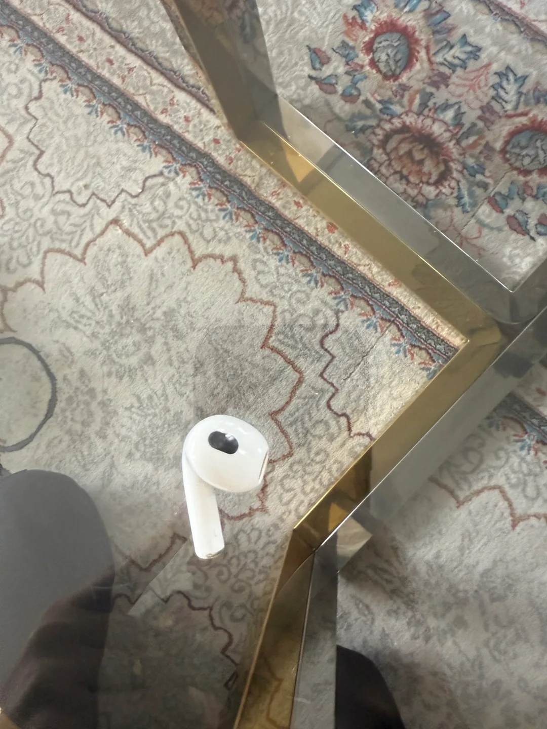 Single Apple Airpod image indicator(3)