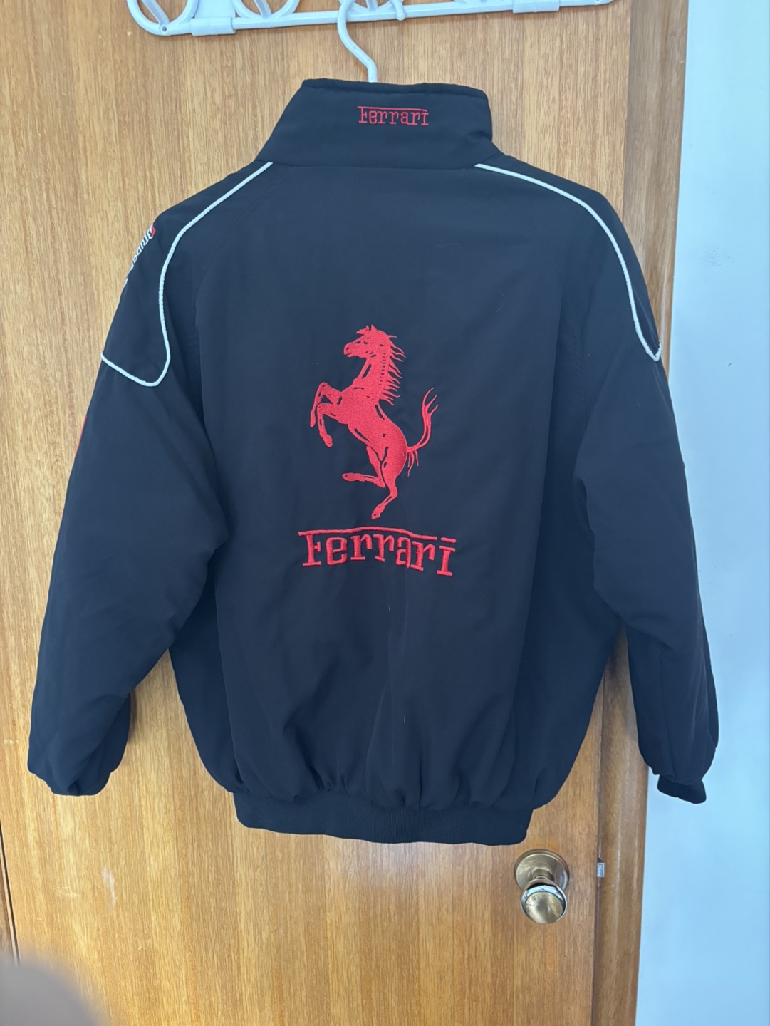 Ferrari Formula 1 Racing Jacket - Size Medium - photo 2