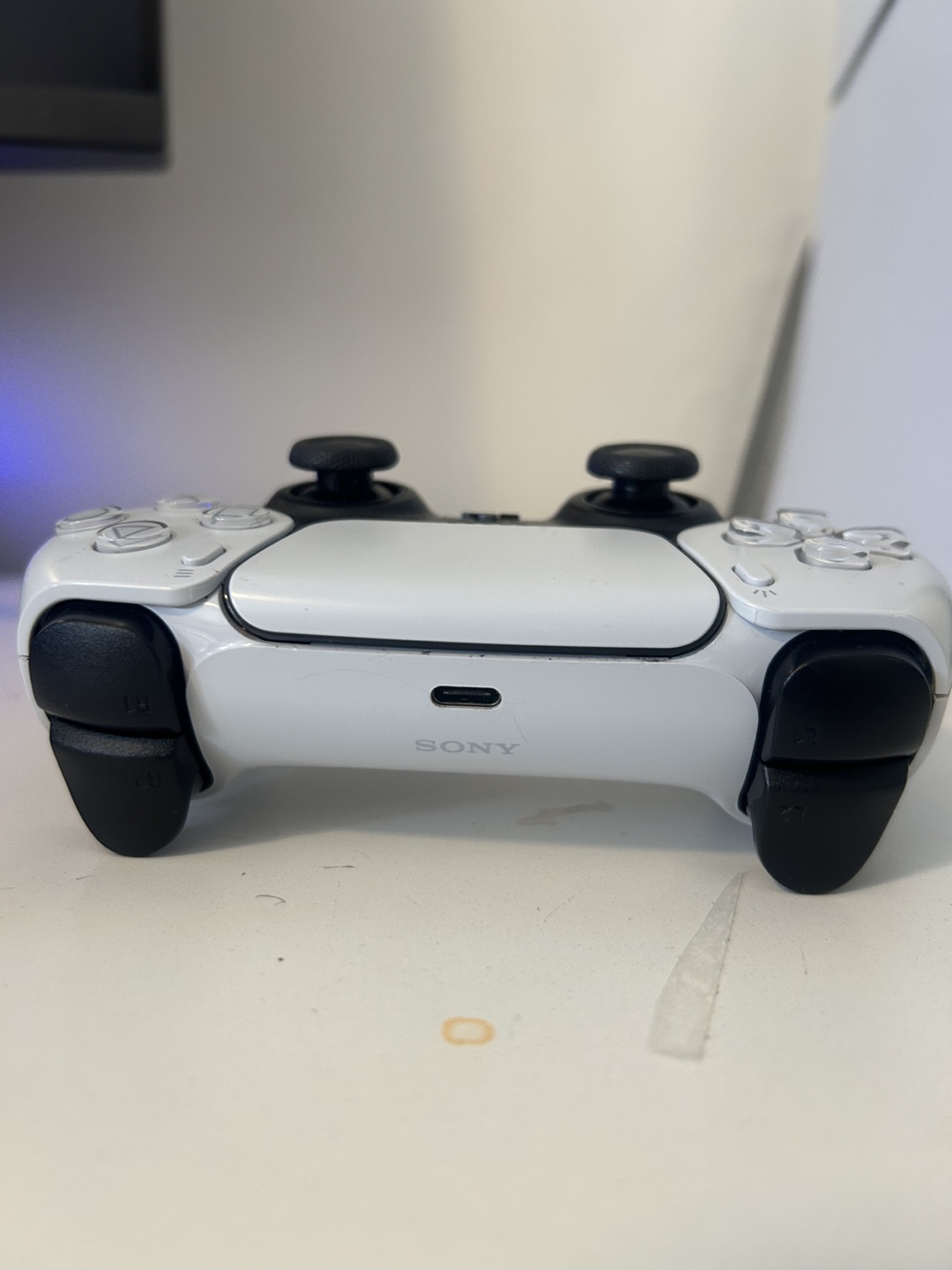 PS5 DualSense Wireless Controller - White - photo 3