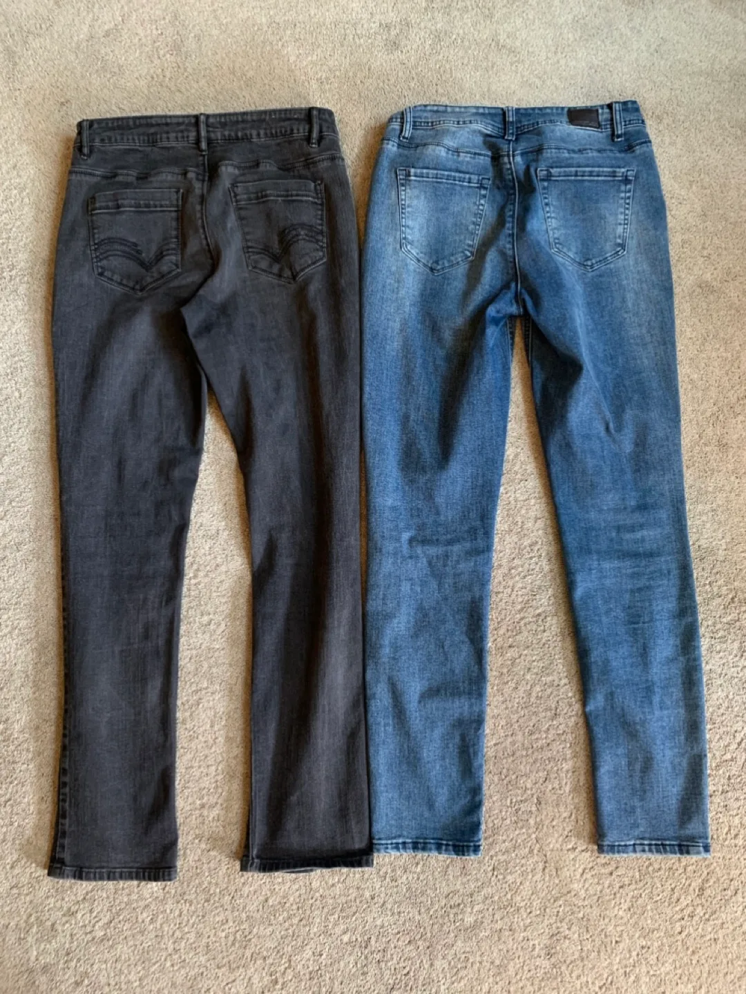 2 Ladies Jeans Pants (MED) both for $12 image indicator(2)