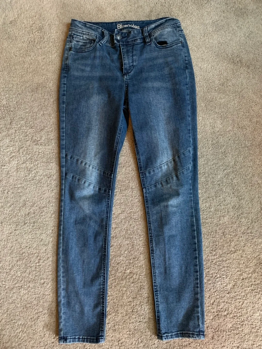 2 Ladies Jeans Pants (MED) both for $12 image indicator(5)