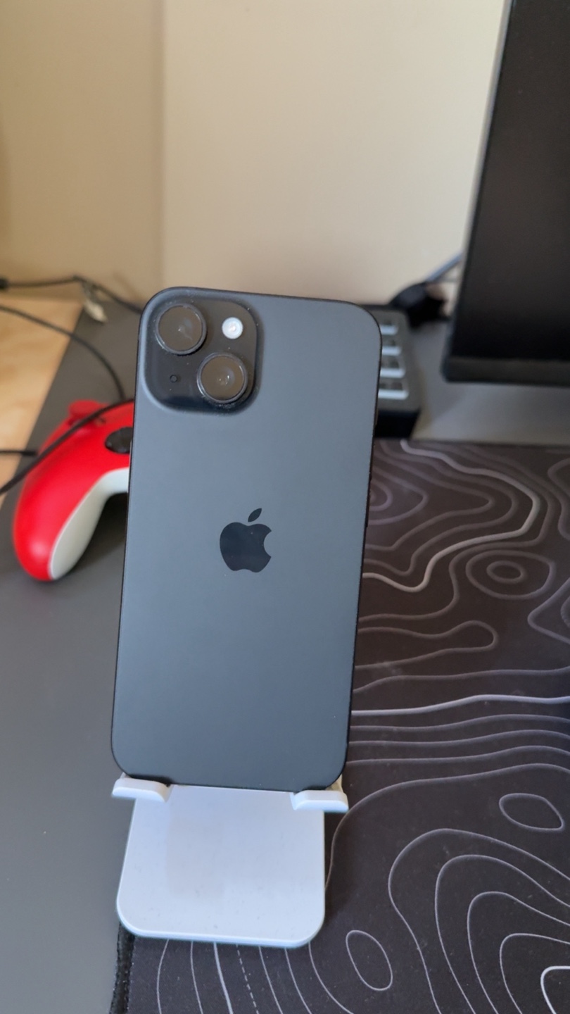 IPhone 15 Like New sale or trade - photo 3