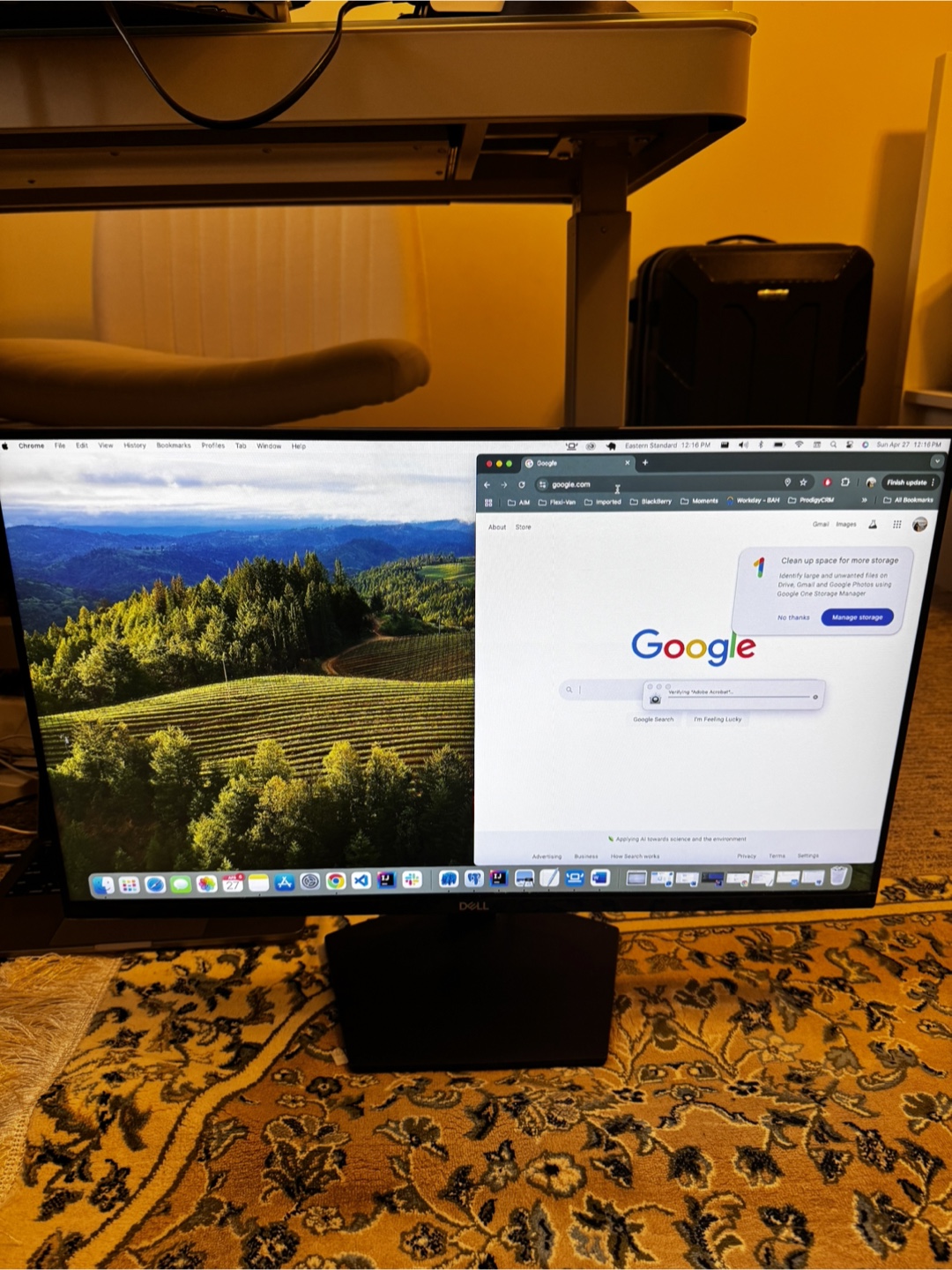 27” Dell Monitor - Excellent Condition - photo 2