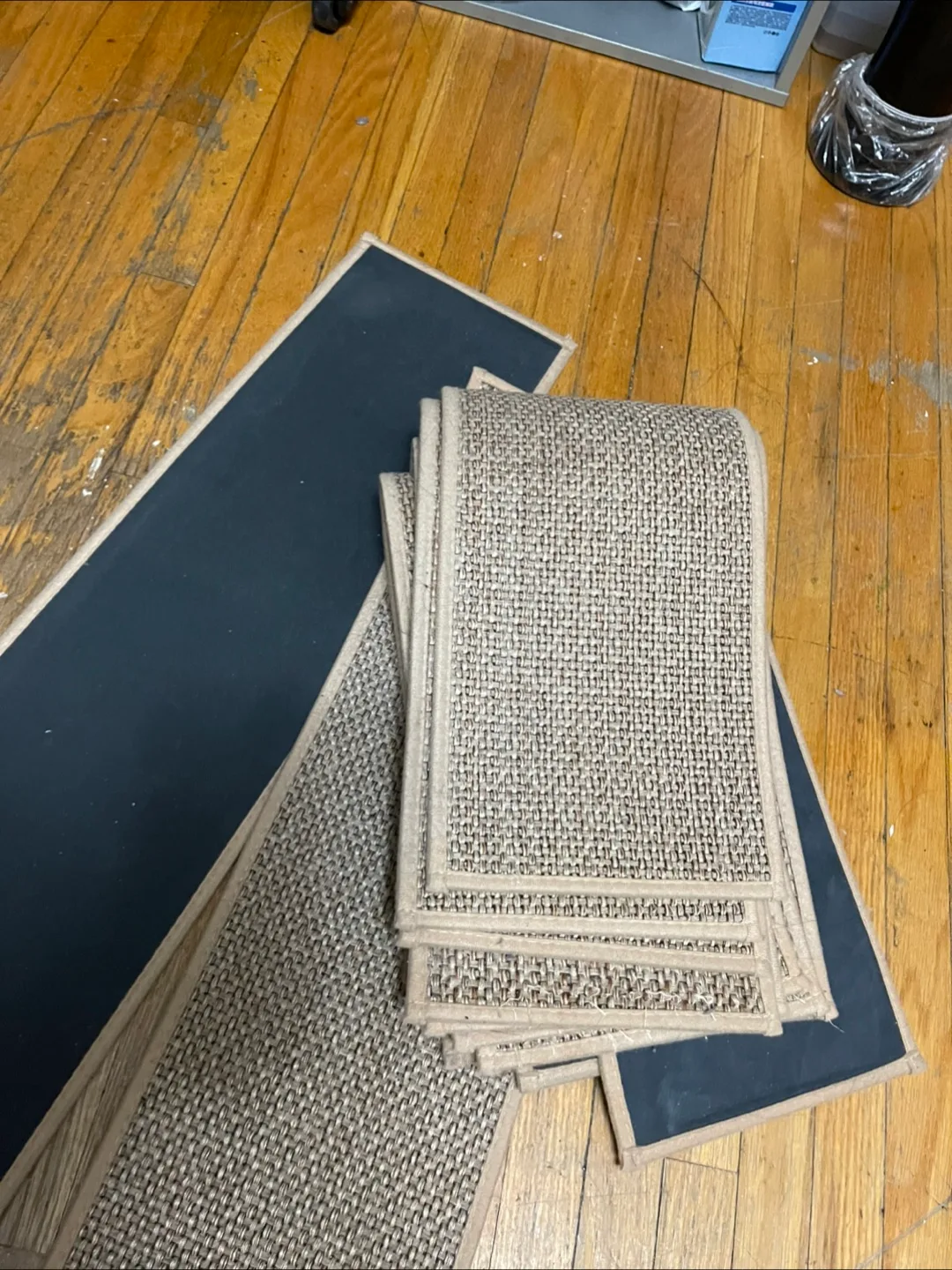 Beige Stair Treads - 10pcs image indicator(8)