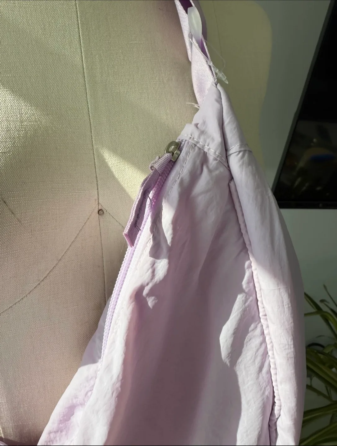 Brand new Lavender Purple Crossbody Bag image indicator(2)