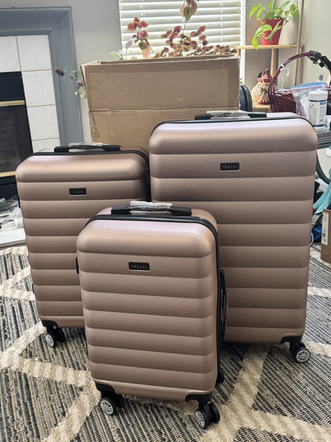 Rose Gold 3-Piece Luggage Set Brand New