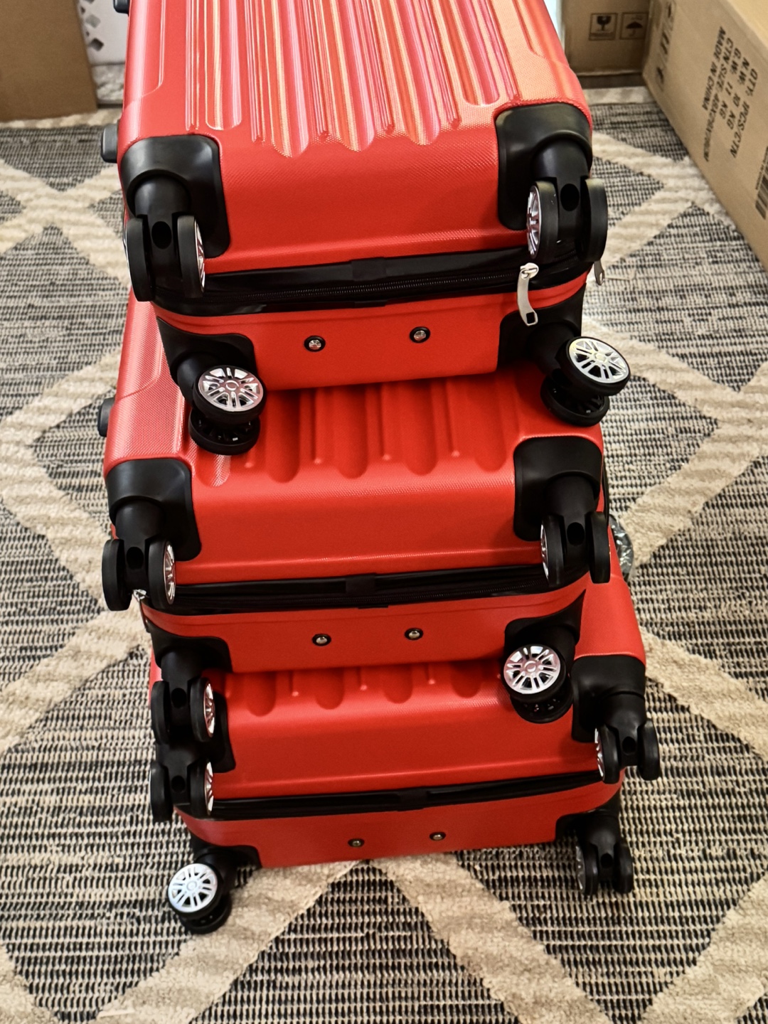 3-Piece Suitcase Set - Red Spinner Luggage TSA COMBO LOCKS - photo 4