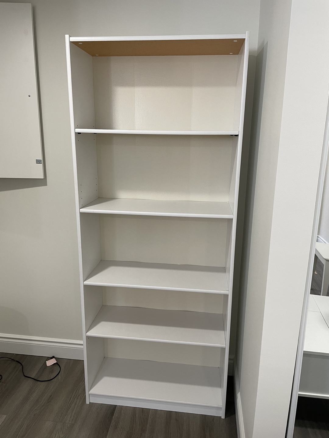 White Bookcase - 5 Shelves