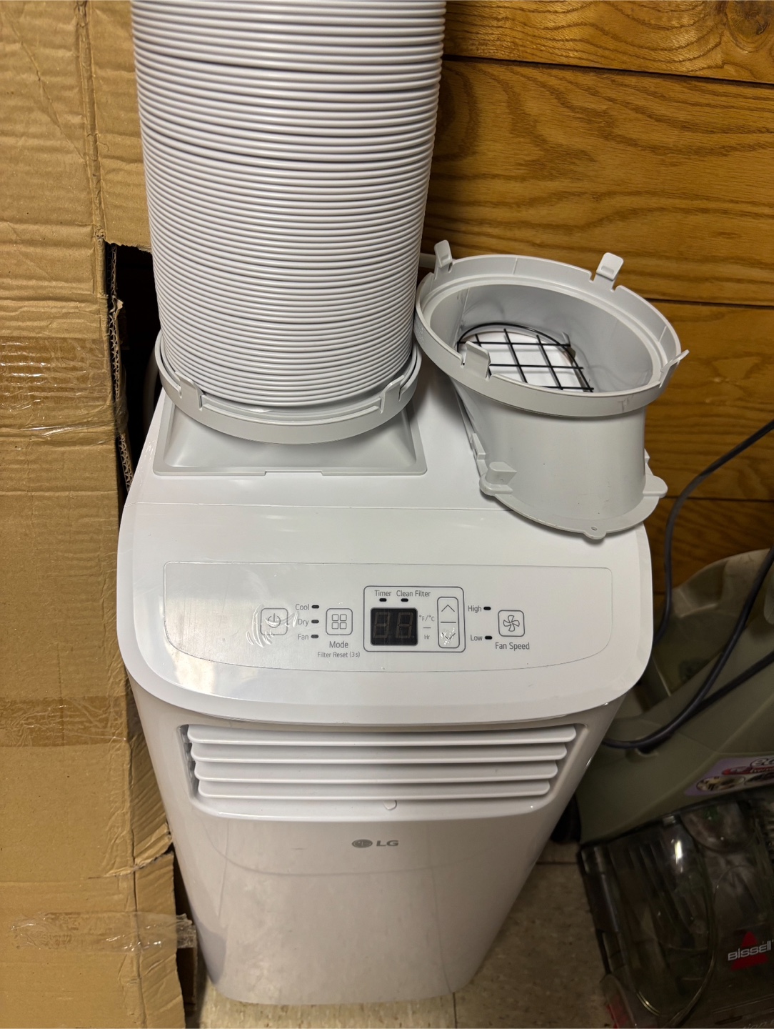LG LP0624WFR Portable Air Conditioner 8000 btu - photo 2