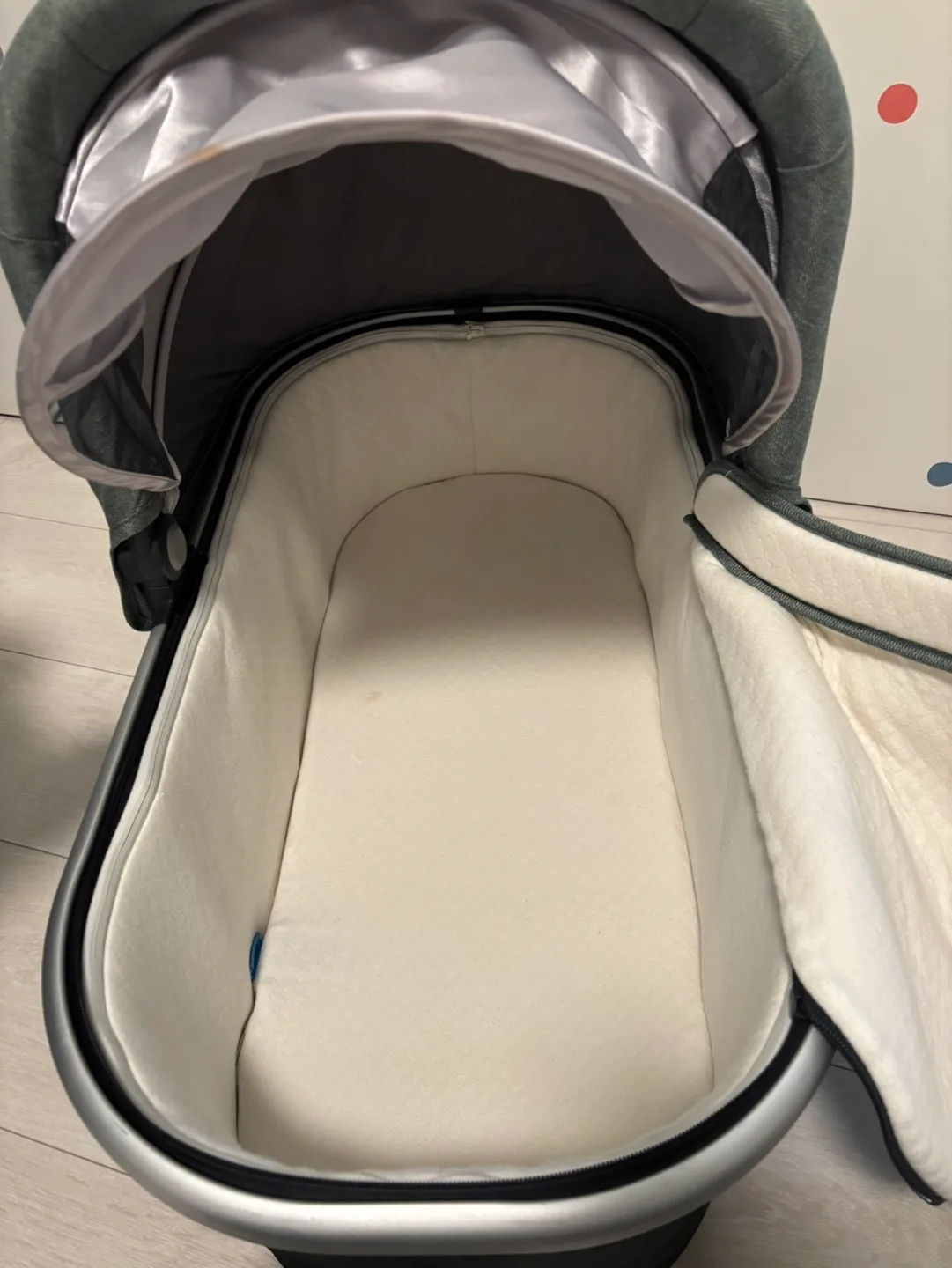 UPPAbaby Vista Bassinet and Stroller image indicator(3)