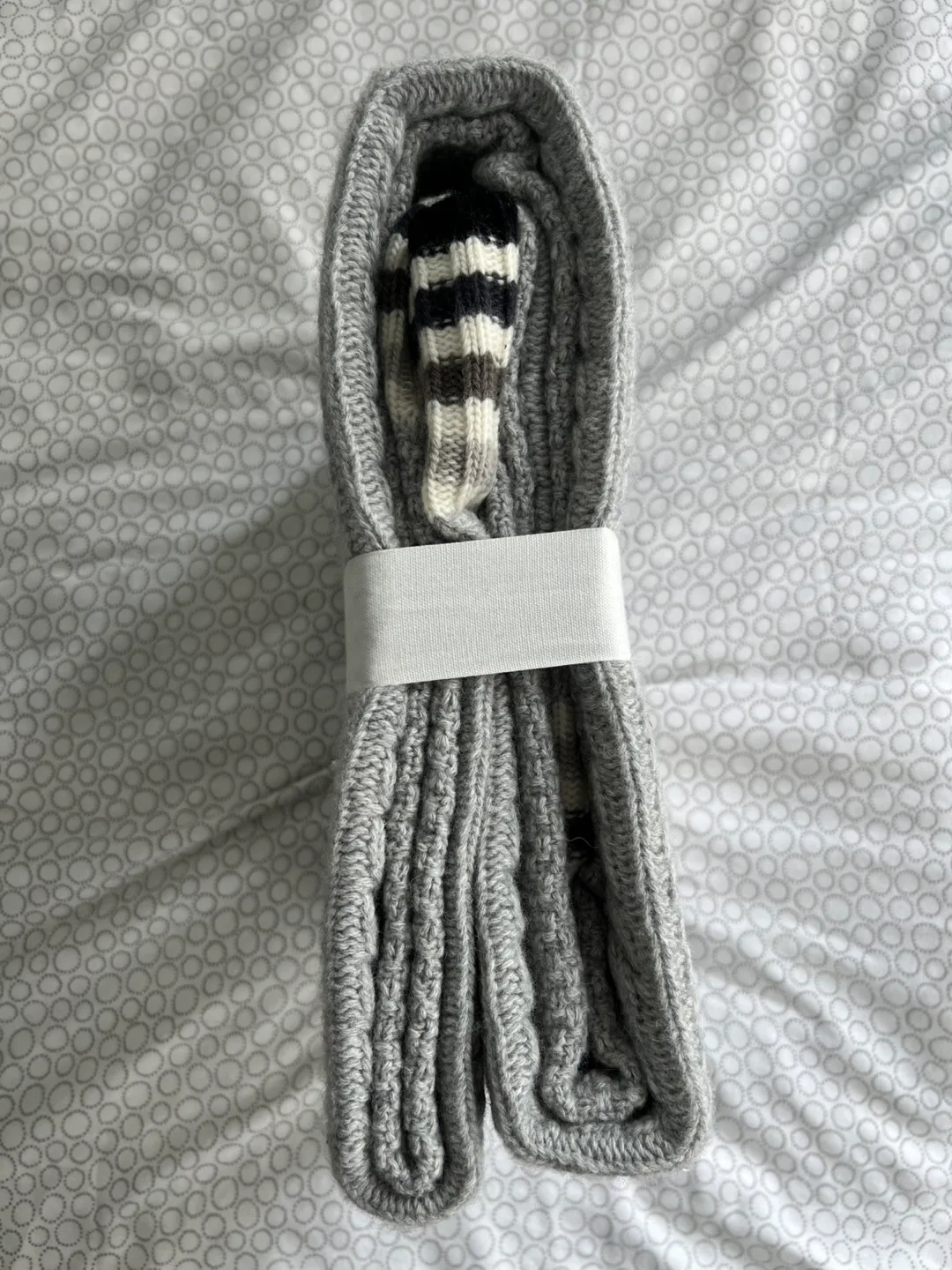 [NEW]-HB Stripes Decorative Throw Blanket - Grey Cable Knit image indicator(3)