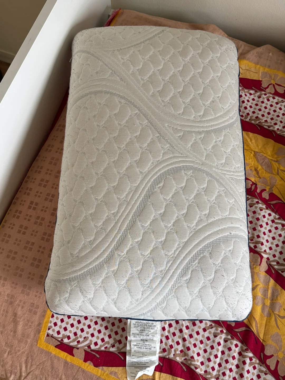 Free ‼️Memory Foam Pillow thumbnail