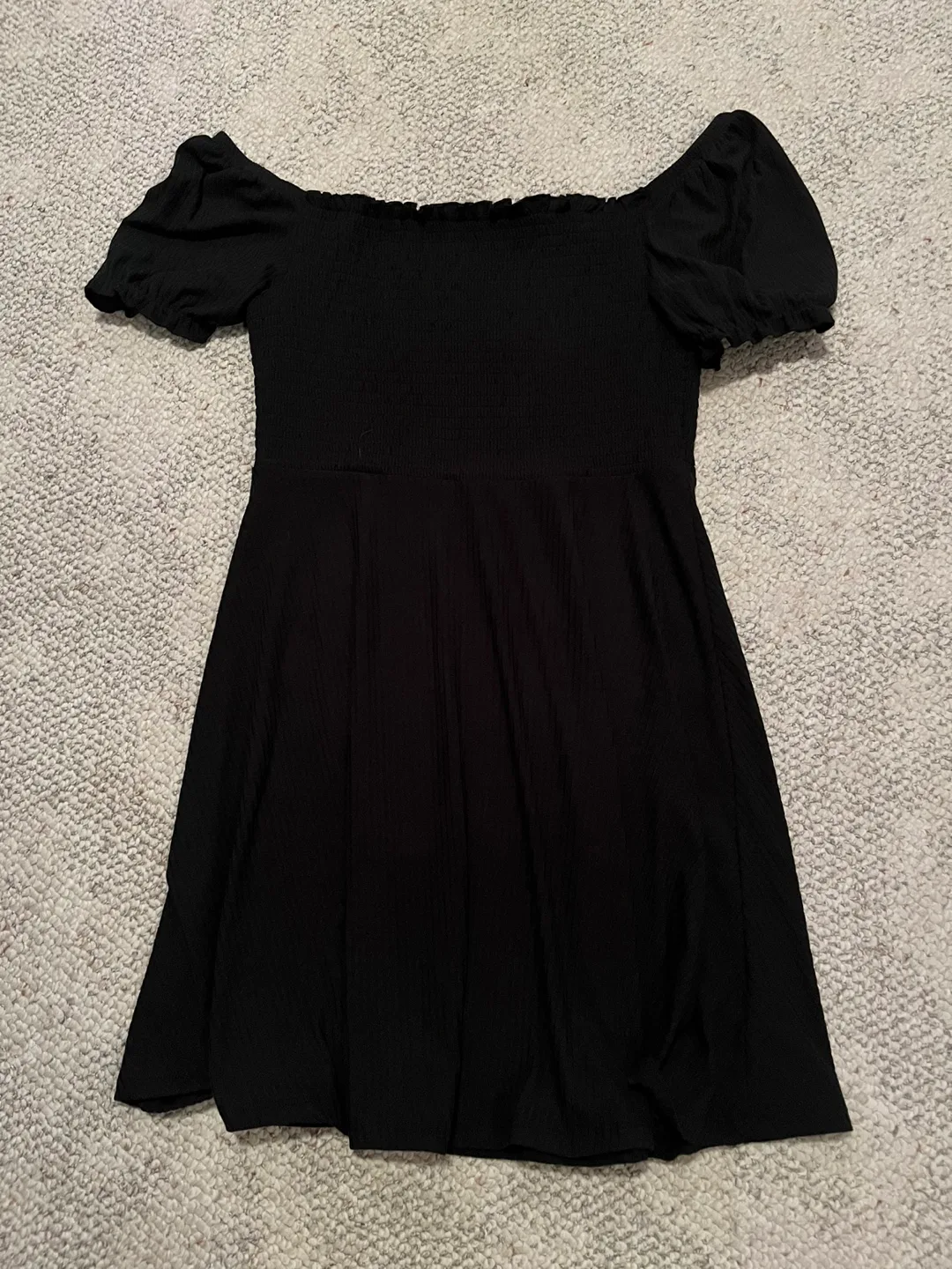 Large Flexible Dress thumbnail