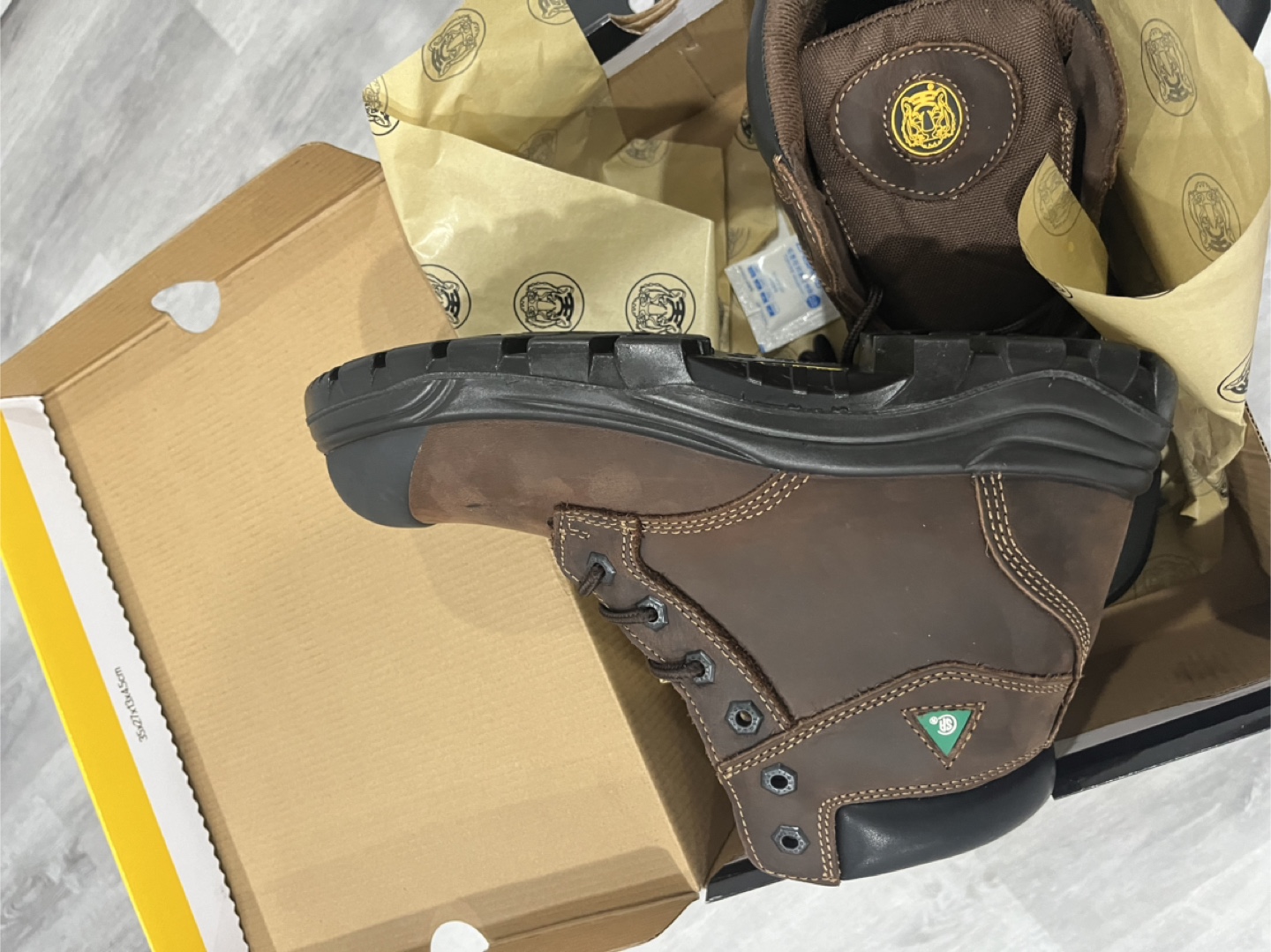 Tiger Safety Men's Brown Work Boots - Size 9 Wide