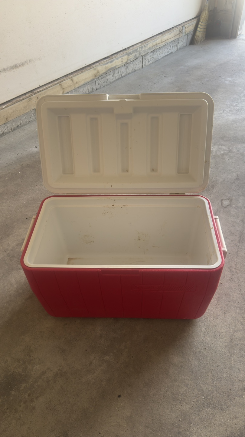 Coleman Red Cooler - photo 2