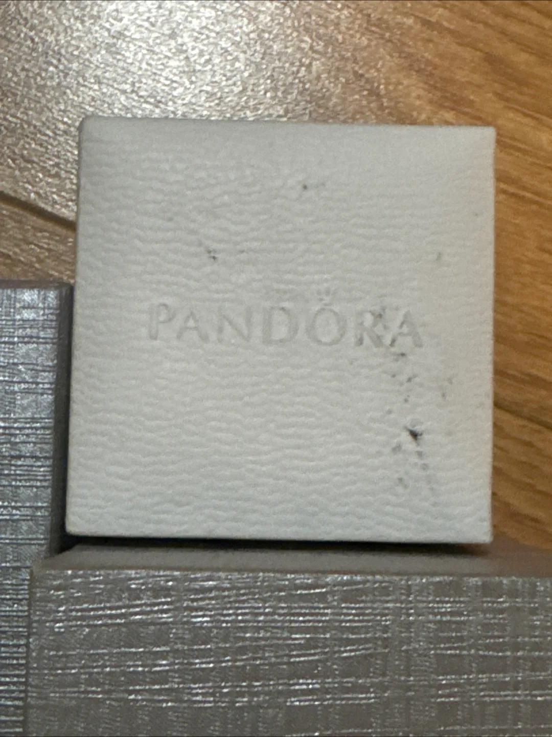 Assortment of Empty Jewellery Boxes image indicator(2)