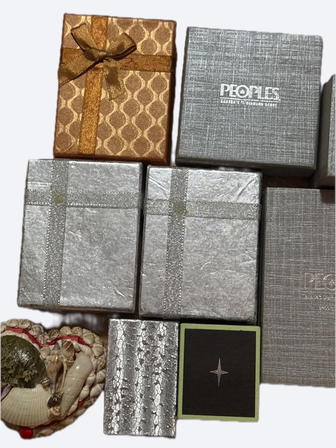Assortment of Empty Jewellery Boxes image indicator(3)