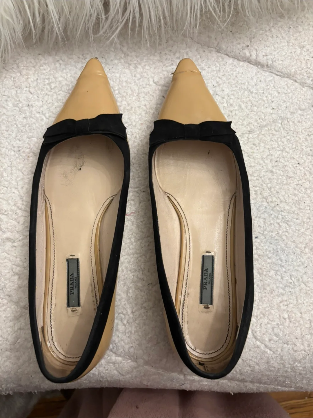 Prada beige and black ballet flats thumbnail