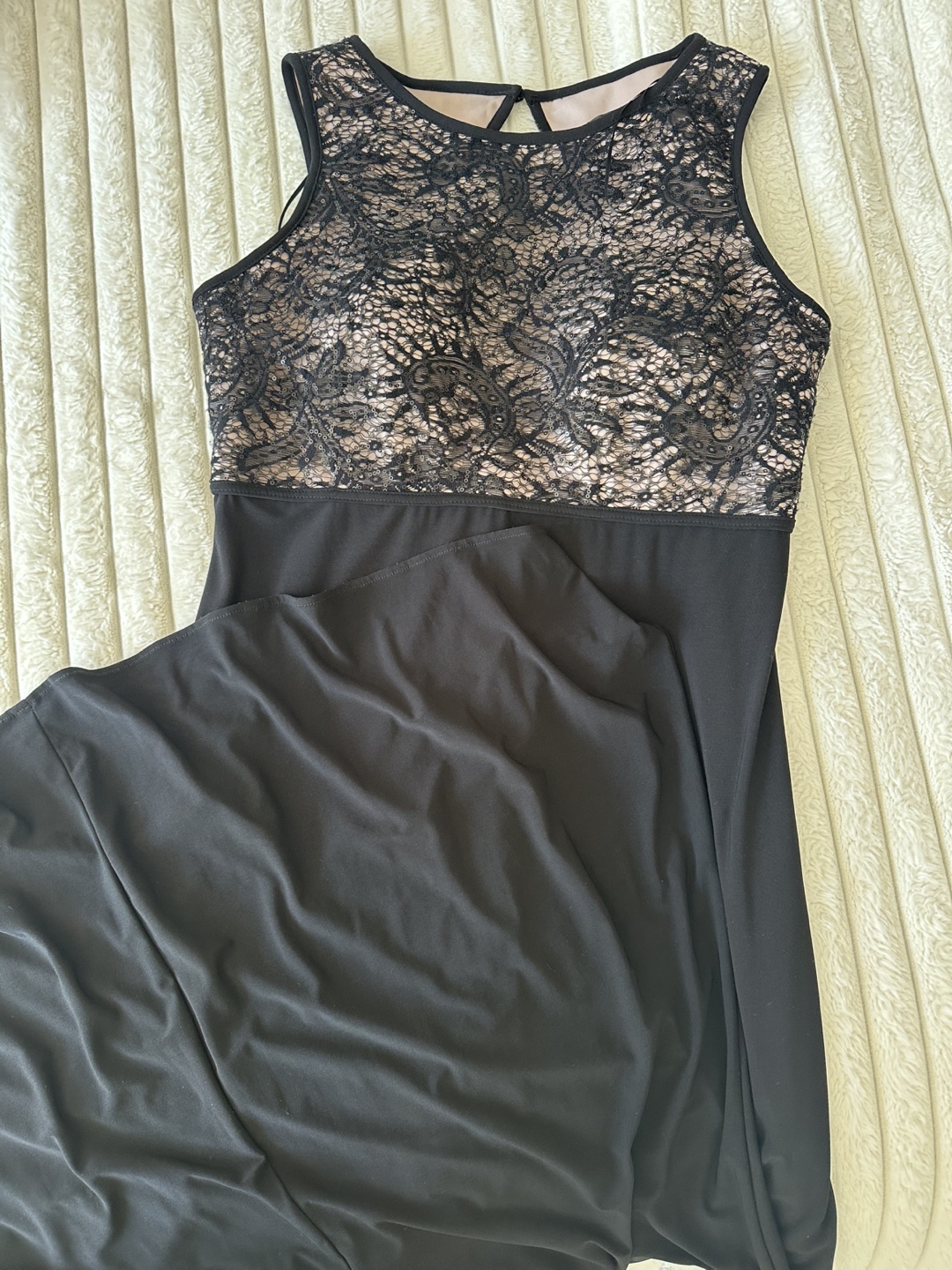 Elegant Black Lace Maxi Dress