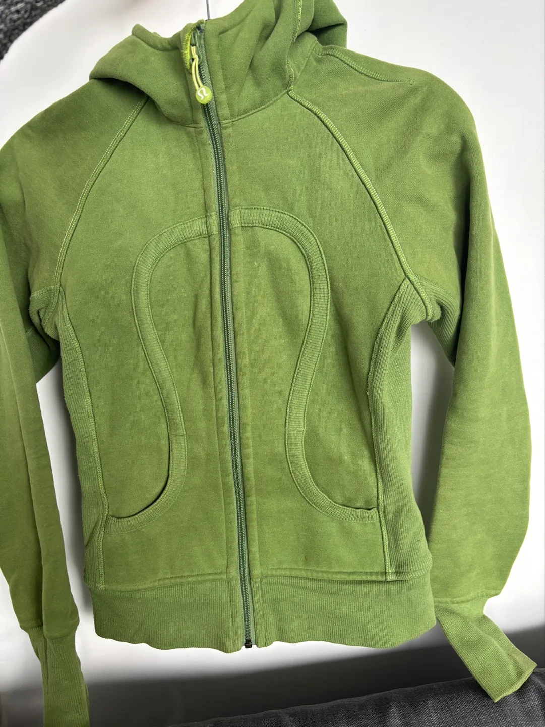 Green lululemon scuba hoodie thumbnail