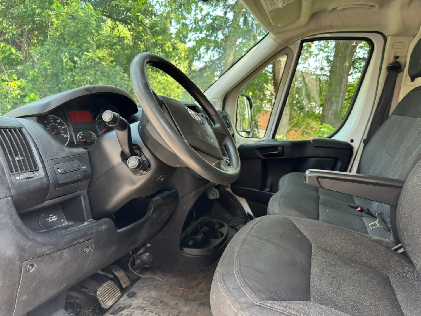 2014 Ram ProMaster 2500 High Roof Cargo Van image indicator(5)