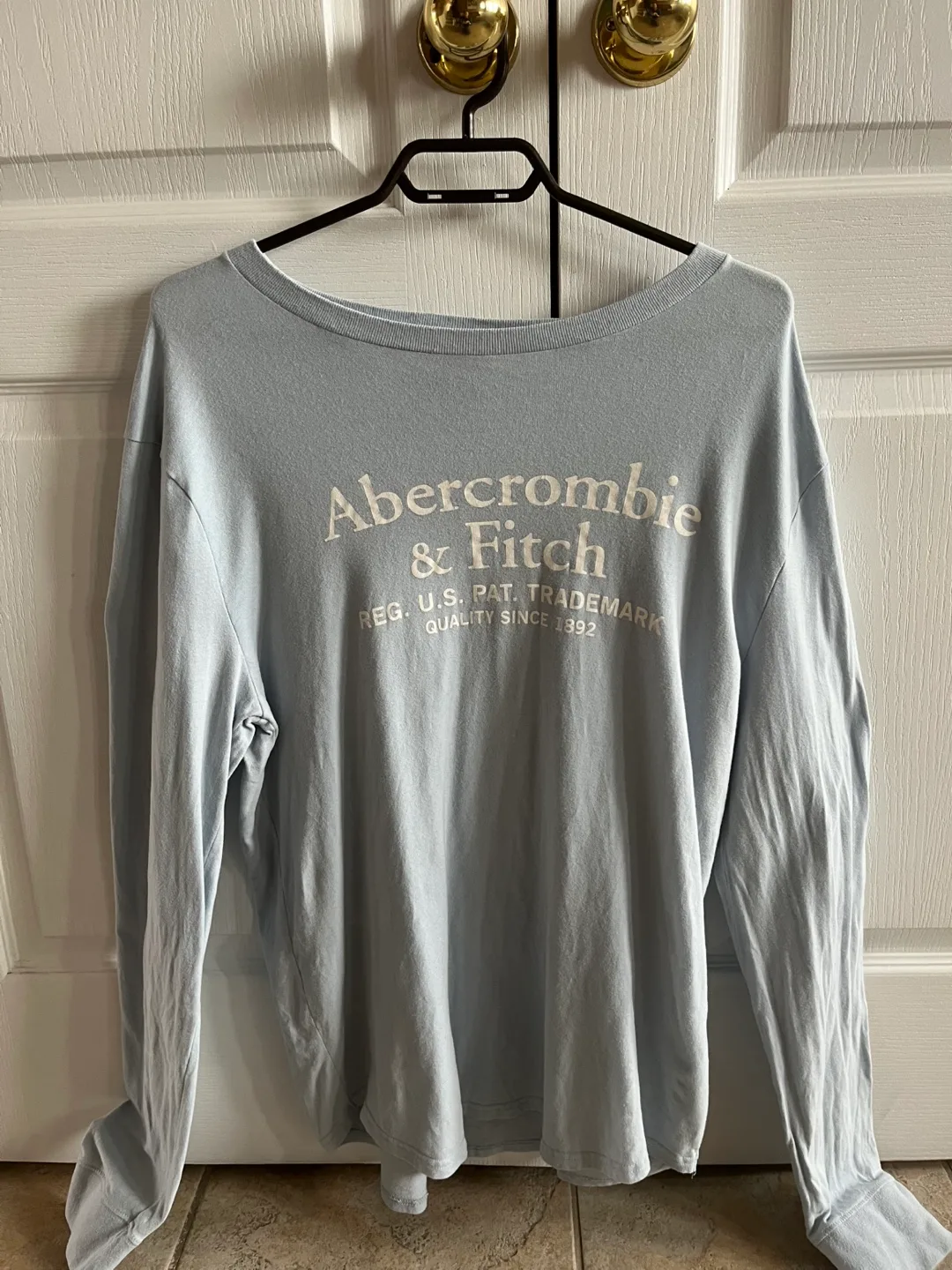 Brand New Abercrombie and Fitch Long Sleeve Logo Tshirt - Large image indicator(2)