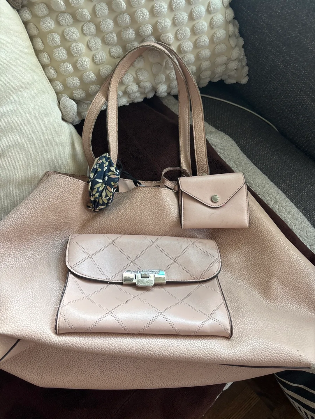 Steve Madden Blush Pink Tote Bag with Matching Wallets thumbnail