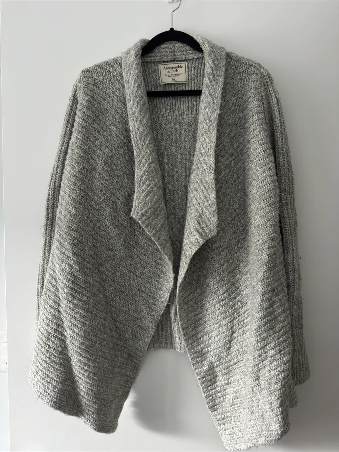 Abercrombie & Fitch Grey Knit Cardigan Sweater thumbnail