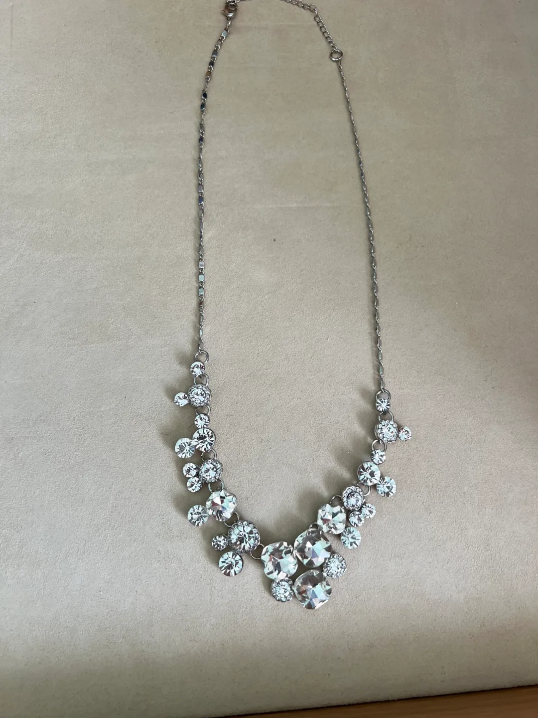 Two sparkly necklaces image indicator(2)