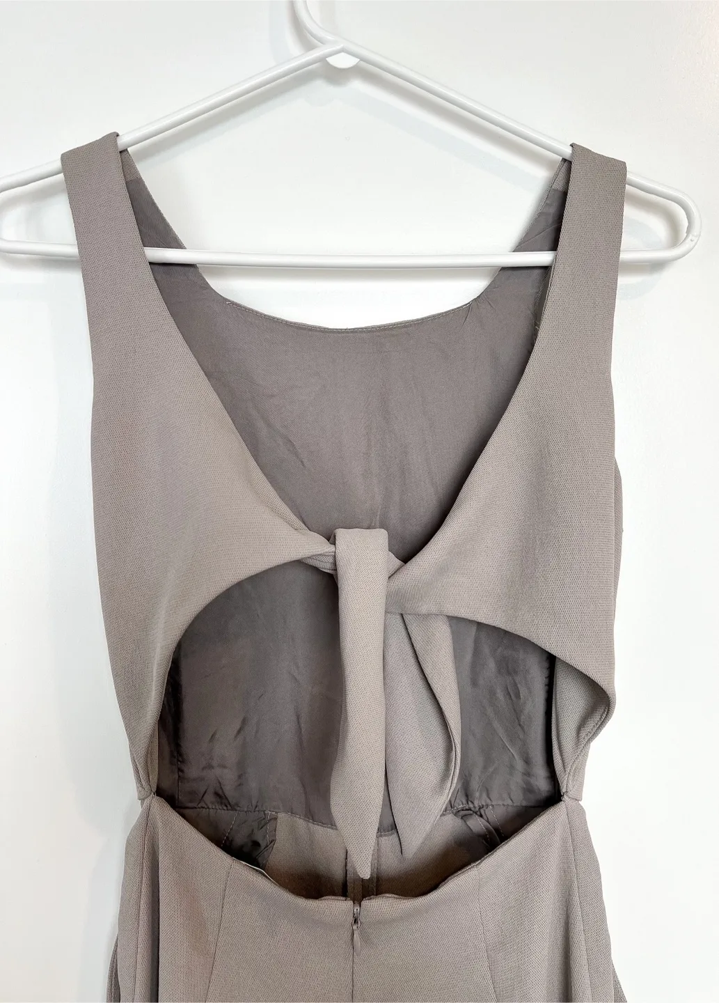 Wilfred Aritzia Ecoulement Jumpsuit Ashen Grey NEW image indicator(3)