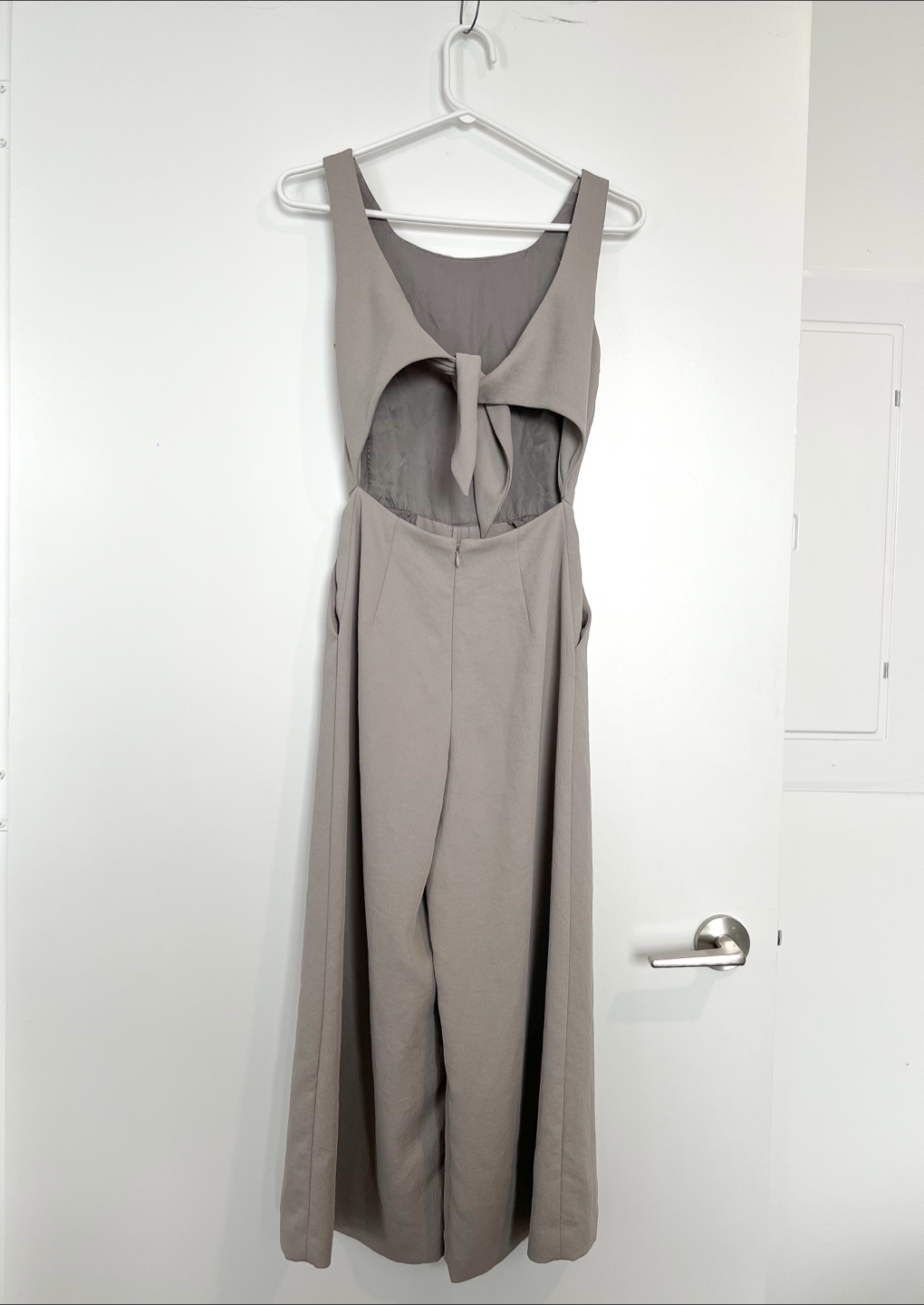 Wilfred Aritzia Ecoulement Jumpsuit Ashen Grey NEW - photo 4