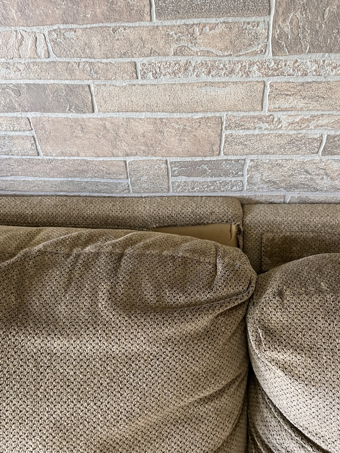 Large La-Z-Boy beige sectional sofa - photo 5