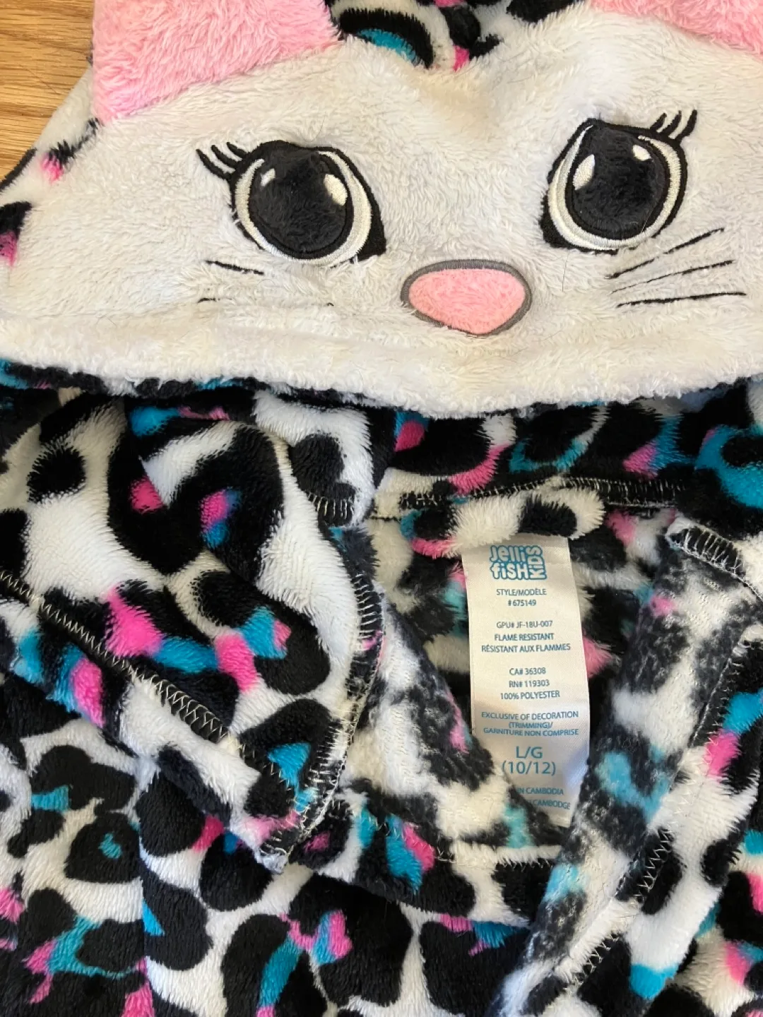 Girls' Size L/G (10/12) Cat & M (7/8) Zebra Fleece Onsie & Robe image indicator(2)