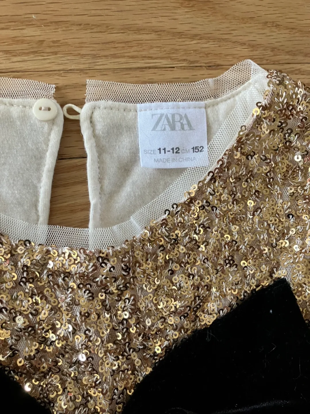 Zara Girls Fancy Gold Sequin Dress & Black Velvet Bow image indicator(6)