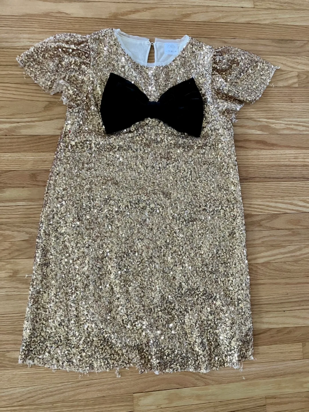 Zara Girls Fancy Gold Sequin Dress & Black Velvet Bow image indicator(7)