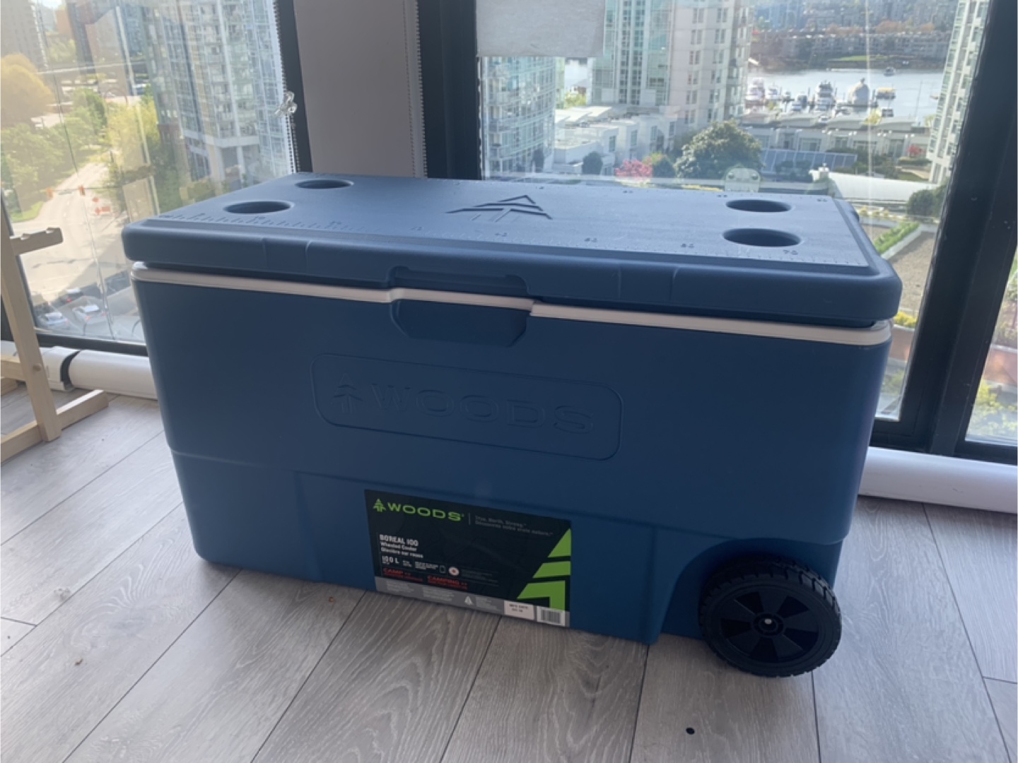 Woods Boreal 100L Wheeled Cooler
