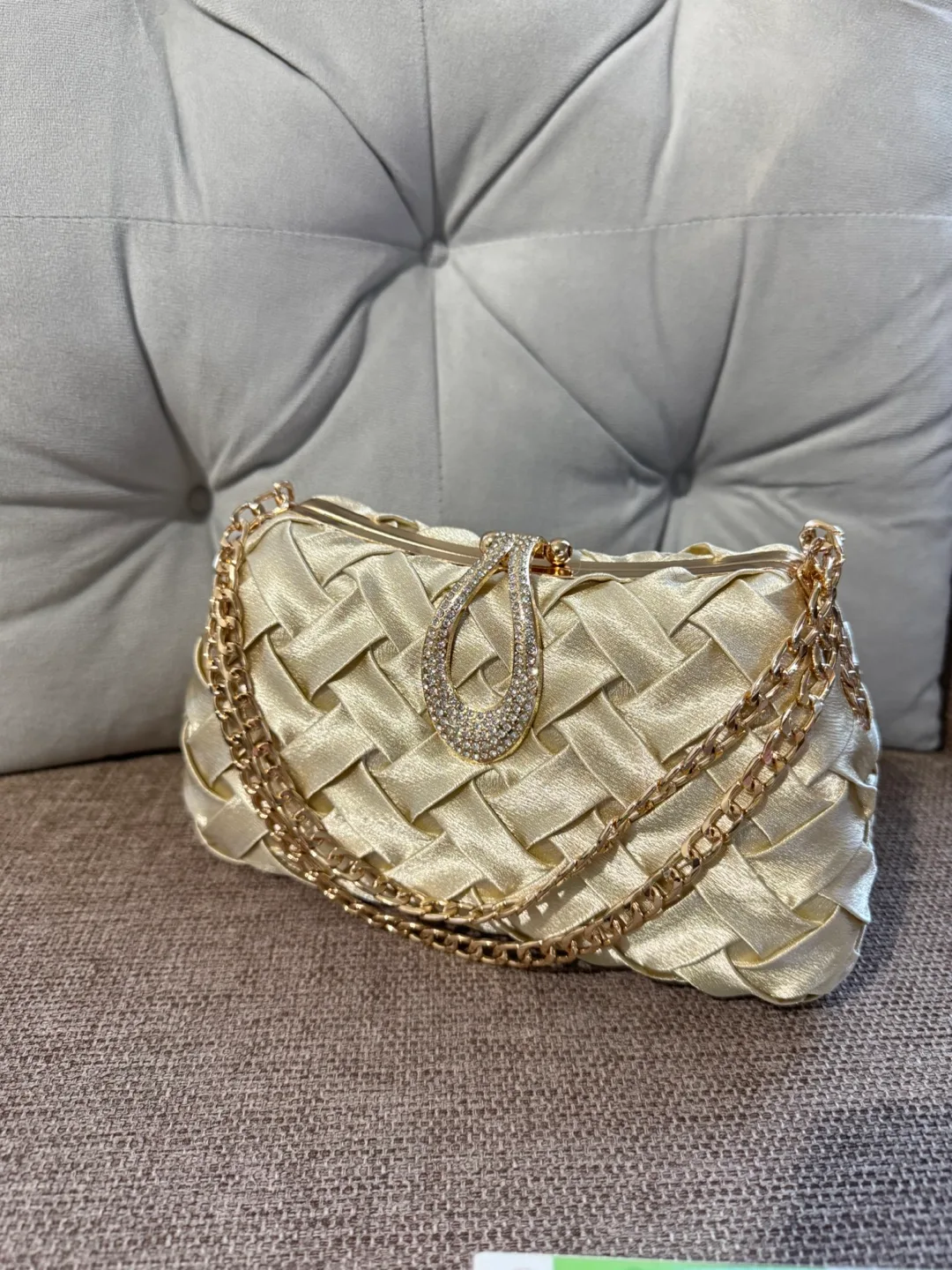 Gorgeous Collection of Evening Clutches image indicator(3)