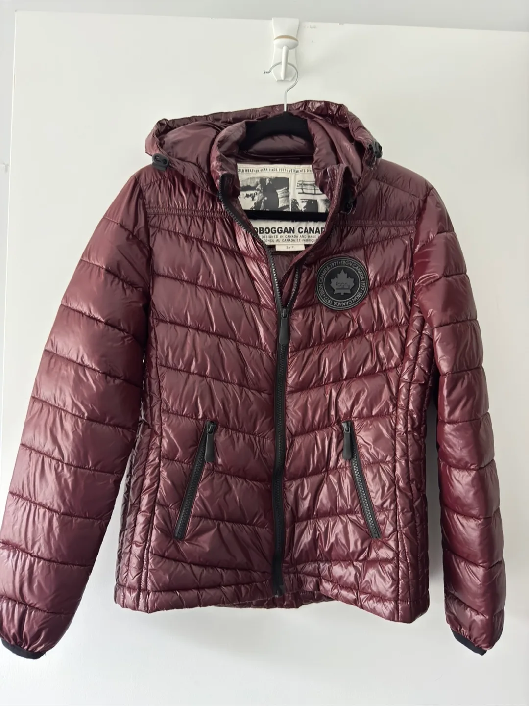 Toboggan Canada Burgundy Puffer Jacket - Size Small thumbnail
