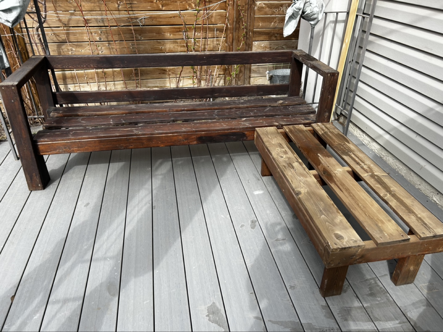 Rustic Wooden Outdoor Sectional Sofa and Chair Set