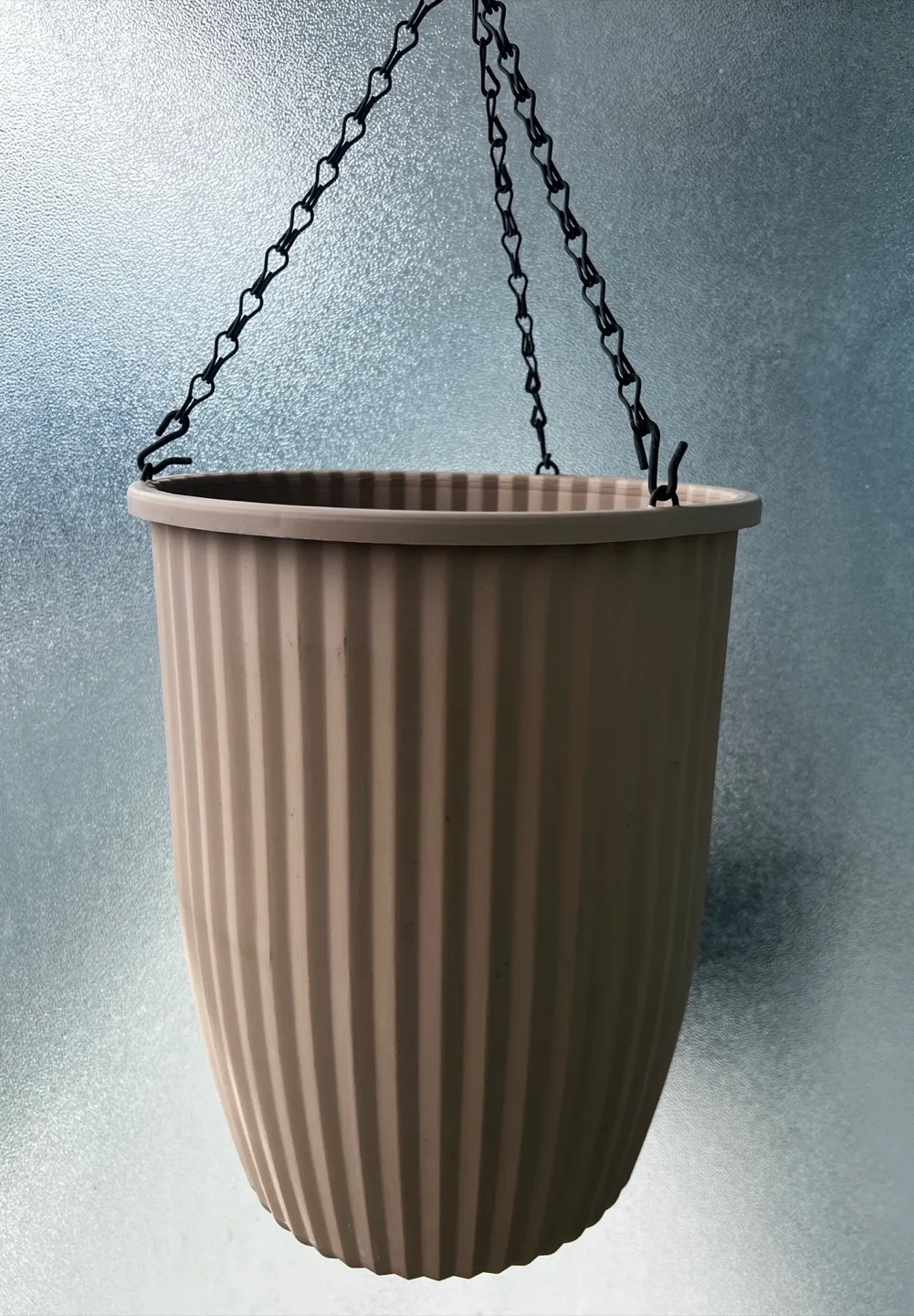 14" Hanging Planter Pot with Chains thumbnail